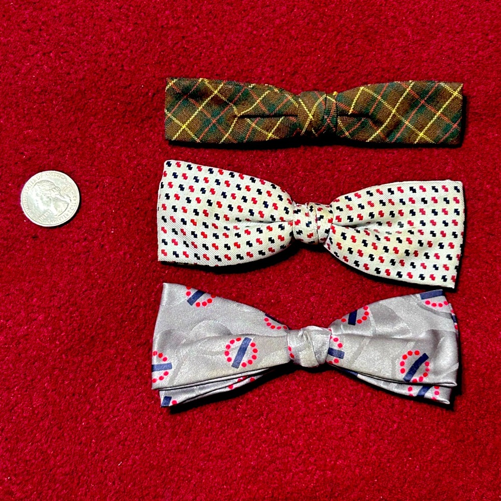 Lot of 3 VTG clip on bow ties